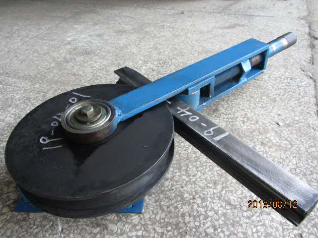 Real material quenching pipe bender manual hardening pipe bender durable pipe bender set of top conventional ten sets