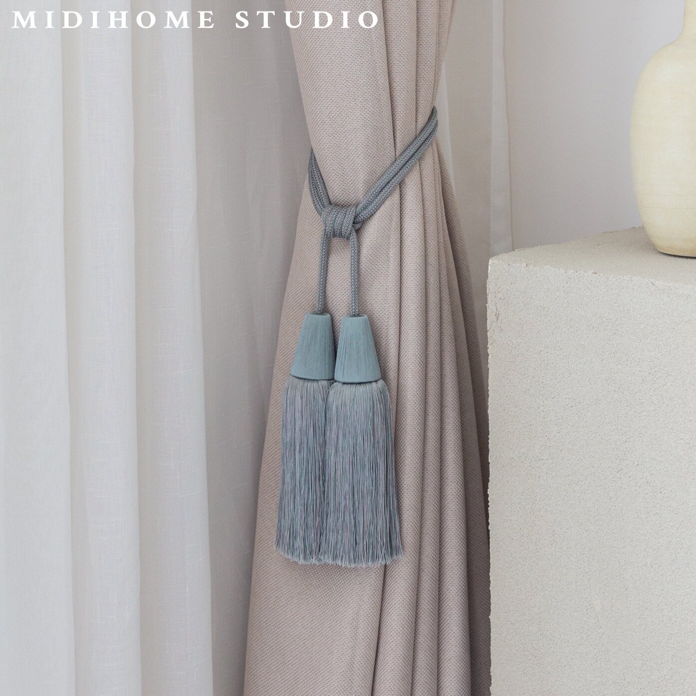 Pair of price ins Nordic light luxurious wind curtains clasp hanging ball straps tied rope flutzione Ears Bind Zapping Harness Accessories