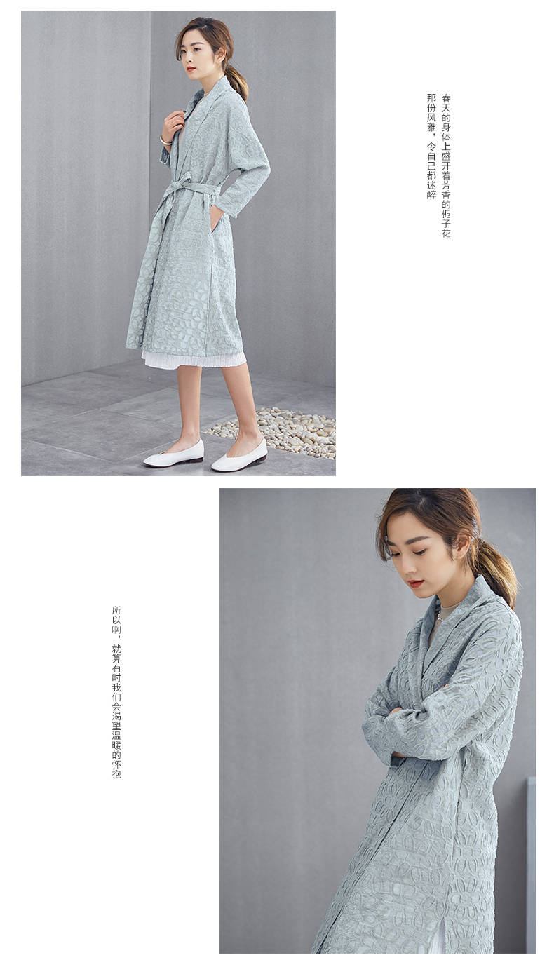 Ánh sáng mùa thu của phụ nữ mùa thu khí mới dài áo gió rộng áo khoác dài tay với phần mỏng - Trench Coat măng tô nữ