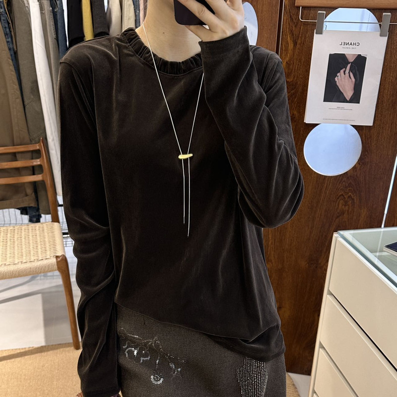 One13697 Autumn and Winter Ruffled Round Neck Velvet Long-Sleeve T-Shirt for Women, Slimming and Versatile Base Shirt, Elegant Top One13697 Autumn and Winter Ruffled Round Neck Velvet Long-Sleeve T-Shirt for Women, Slimming and Versatile Base Shirt, Elegant Top
