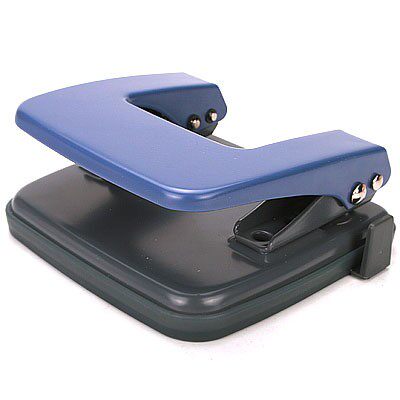 (Sanshi and) Chongqing stationery's right-hand 0102 punching machine's right-hand two holes punching machine punched for about 20 pages