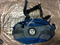 Beijing Volunteer Federation commemorates the 60th anniversary of the National Day BVF pocket bag