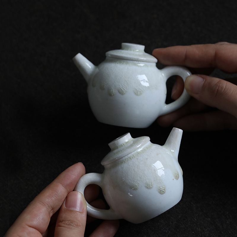 Muchen Firewood-Fired | Juelun Zhubai Small White Pot Kung Fu Tea Pot Handmade Natural Ash Glaze Clay for Single Person Drinking Retro