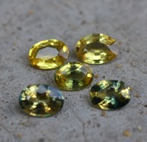 Natural color sapphire luo shi vvs 5*7mm qiao se yellow fire without burning Sapphire