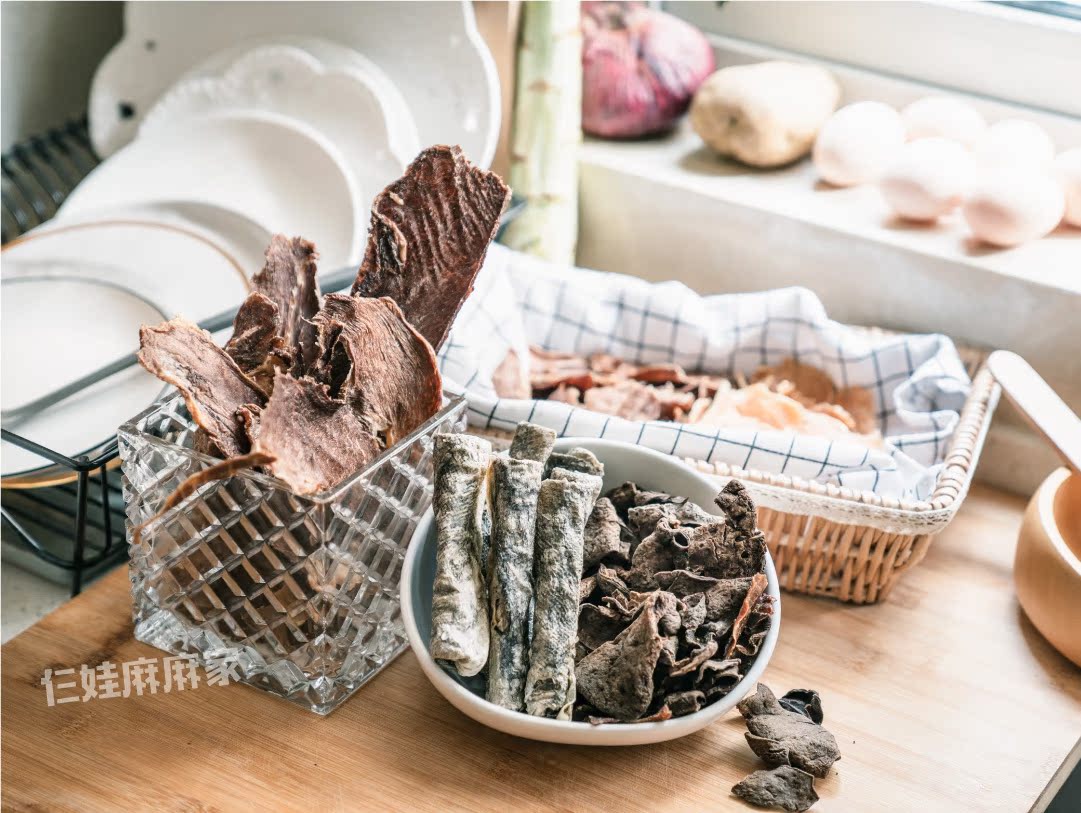 Jixin RAW thịt chó ăn nhẹ thịt khô mà không cần thêm thịt nguyên chất Teddy đồ ăn nhẹ cắt thịt bò cuộn da - Đồ ăn vặt cho chó cám chó smartheart