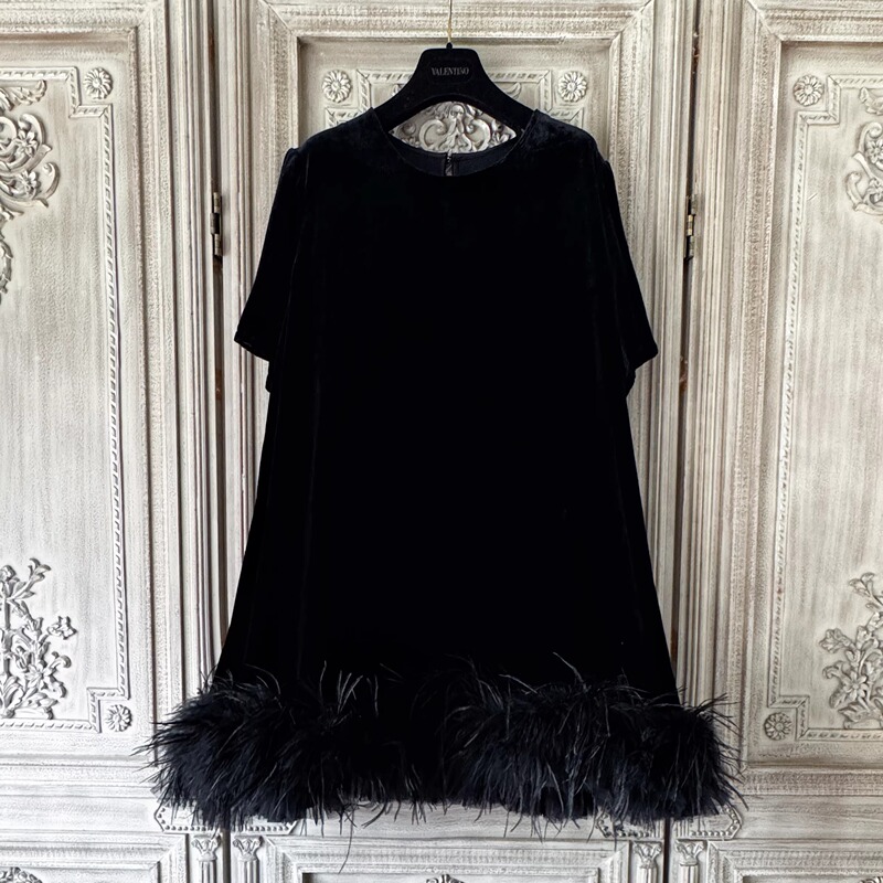 Exclusive Handmade Black Swan Mulberry Silk Velvet Dress, Little Black Dress with Ostrich Feathers