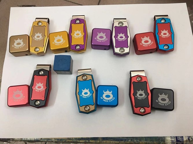 Billiards export accessories New color metal OM suction powerful magnetic billiards Qiaoke powder clip 