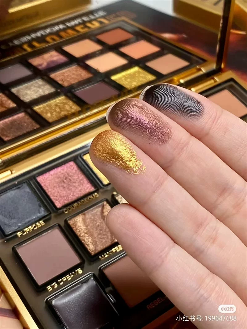 Палетка Lucky Gold Huda beauty 2022 Christmas новая 18-цветная палетка теней ED POWER