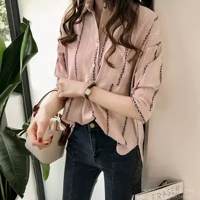 Fat girls wear Western-style age-reducing shirts, large size women's clothing, 2021 spring and autumn new tops, fat mm thin shirts