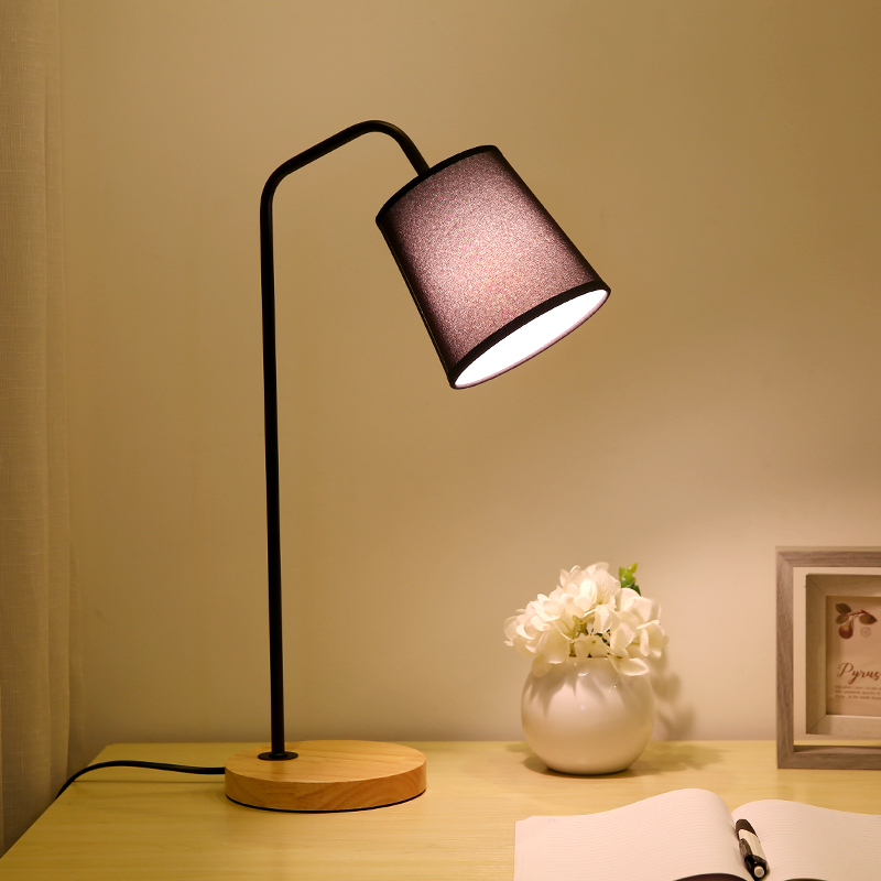 Eye Care Nordic Small Table Lamp College Student Dorms Remote Control Small Night Light Bedroom Bedhead Solid Wood Desk Read Led