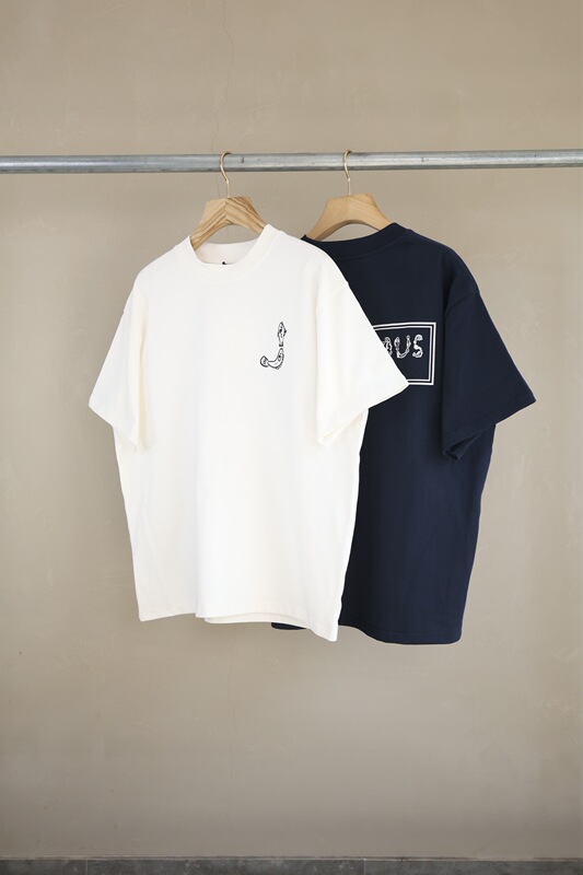 European and American High-End Niche Spring and Summer T-Shirt with Fun Little Fish Letter Print on the Chest, Unisex, All-Cotton Short-Sleeve T-Shirt European and American High-End Niche Spring and Summer T-Shirt with Fun Little Fish Letter Print on the Chest, Unisex, All-Cotton Short-Sleeve T-Shirt