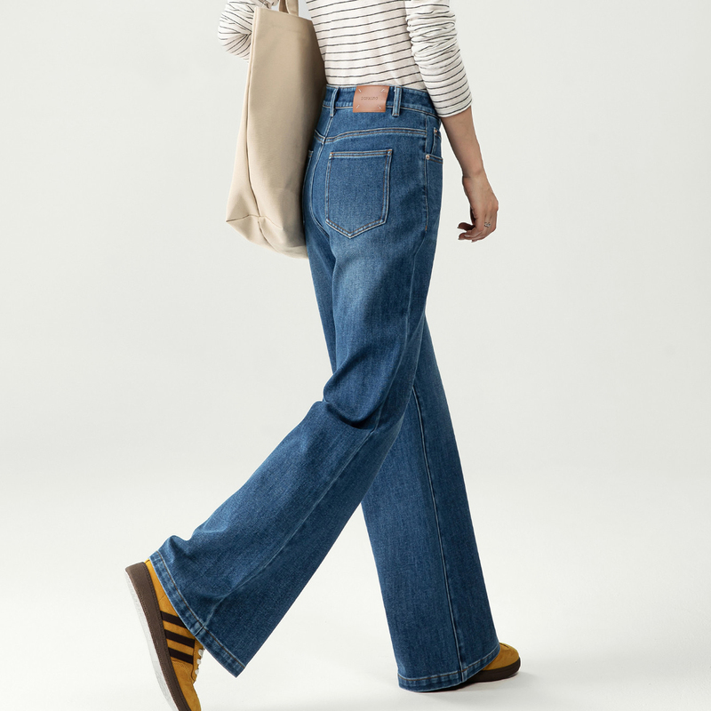 High-End Four-Way Stretch Pants, Slightly Flared Jeans for Women, Autumn 2025 New Style, Slimming High-Waisted Straight-Leg Flared Pants