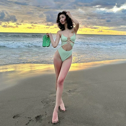 Топ без лямок, сексуальный купальник, бюстгальтер без косточек, топ с чашечками без рукавов для отдыха, надевается на плечо