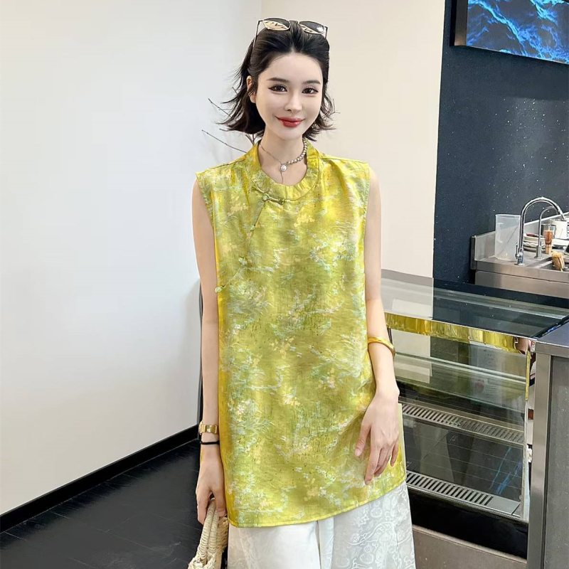 New Chinese-Style Stand-Collar Asymmetrical Sleeveless Top for Women, 2026 Summer Vintage Elegant Sleeveless Shirt with Large Size and Traditional Chinese Buttons New Chinese-Style Stand-Collar Asymmetrical Sleeveless Top for Women, 2026 Summer Vintage Elegant Sleeveless Shirt with Large Size and Traditional Chinese Buttons