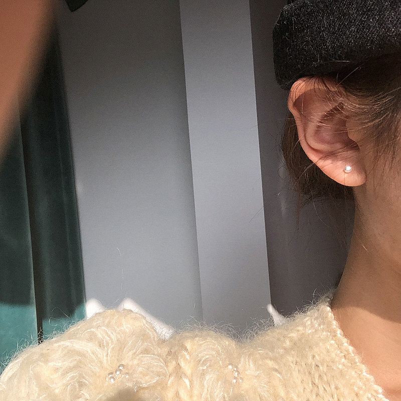 TWOR hand workmanmade US imports 14k Note Gold Mini natural steamed buns Pearl Earnail Daily Delicate Fold