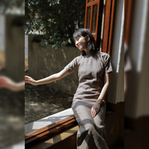 Jasmine cheongsam spring and autumn three-point sleeve full open long retro Daily solid color flax old cheongsam Xiyin