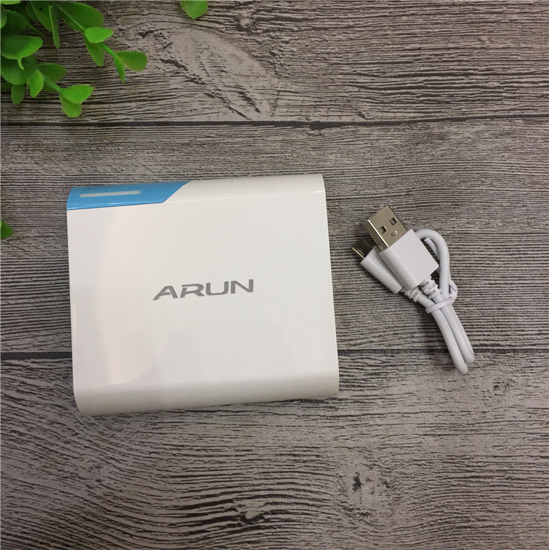 Biển thông qua Y40 chung minh kho báu nhanh phí 10.400 mA 2.1A kép đầu ra USB vận chuyển điện thoại di động - Ngân hàng điện thoại di động pin dự phòng sạc nhanh