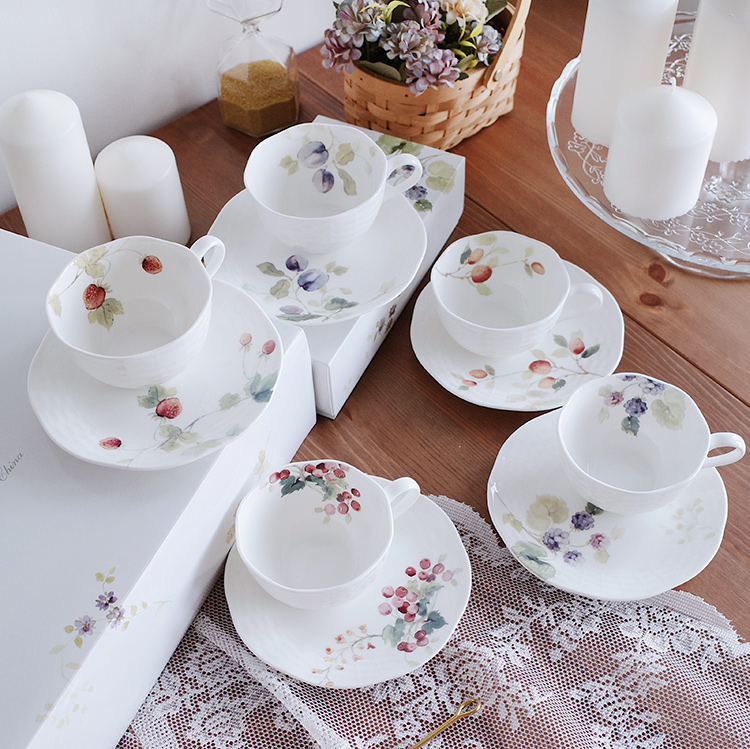 Spot narumi Narumi Lucy Garden Lucys garden coffee cup dish black tea cup 5 cups dish gift box