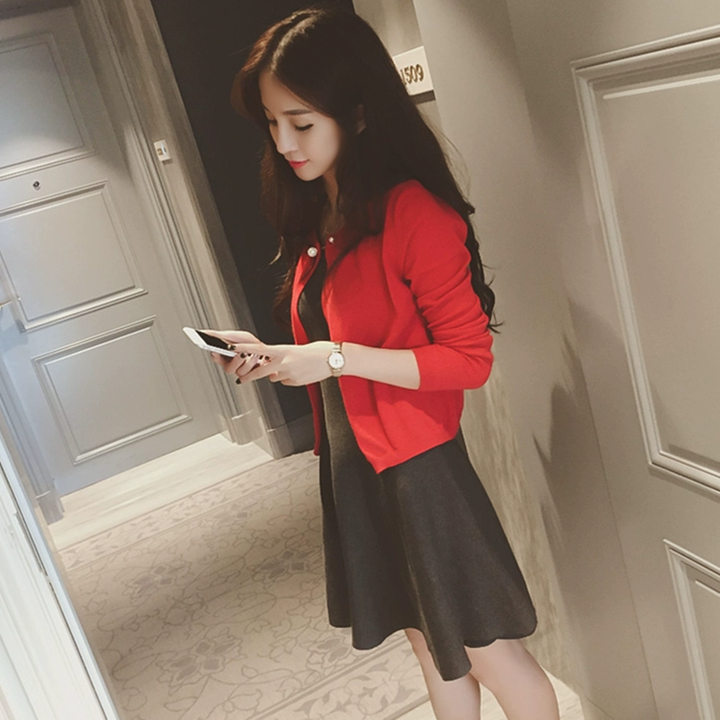 Áo len ngắn Hàn Quốc áo len mỏng màu đỏ của phụ nữ áo len mùa xuân và mùa thu cổ tròn Áo khoác mỏng áo choàng dài tay áo choàng áo len lông thỏ
