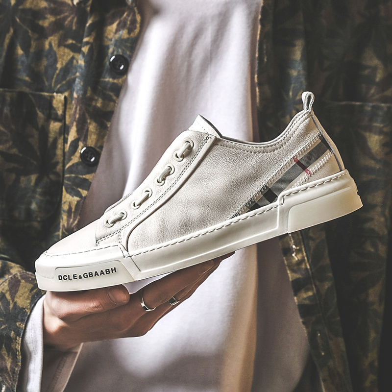 Hong Kong boomer 2022 new interior heightening casual shoes Men's Korean version 100 lap flat bottom Little White Shoe Street Handsome Hoverboard Shoes