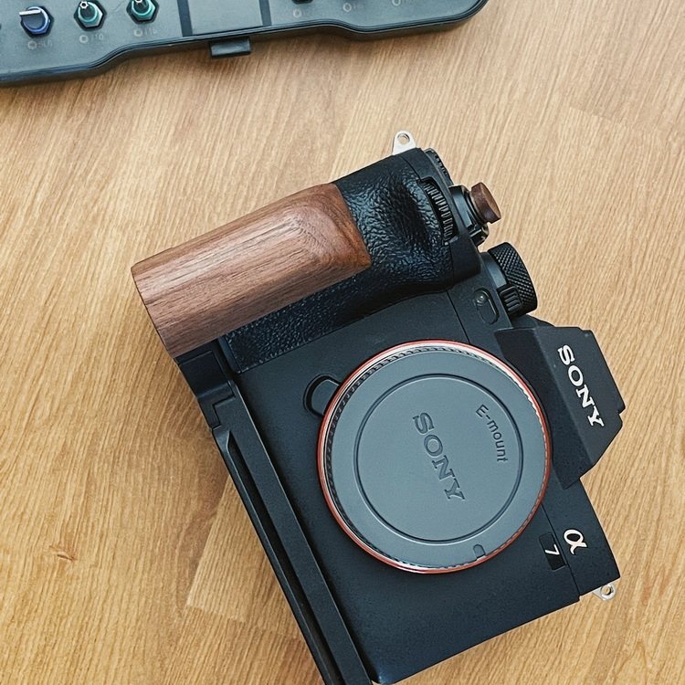 お値下げ】Sonyソニーa7v L型クイックリリースプレート 高級天然木