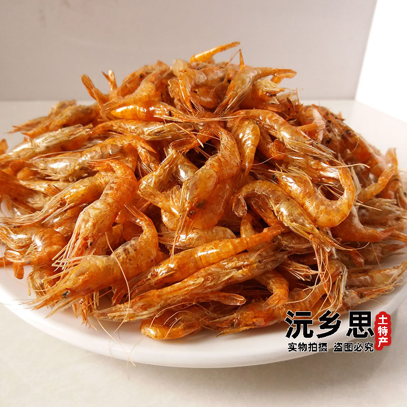 Shrimp dry dried shrimp 50 gr fried for a meal and fried chili for the next meal.