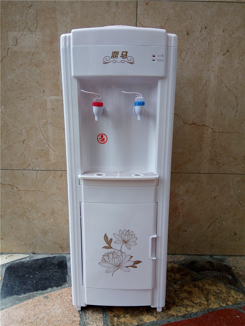 Factory direct Dingma vertical water dispenser refrigeration heating home school factory full plastic body conjoined roof