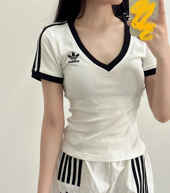 Adidas Women's Short-Sleeved T-Shirt Summer New Sports Casual V Neck Short Top Ir8114 Adidas Women's Short-Sleeved T-Shirt Summer New Sports Casual V Neck Short Top Ir8114