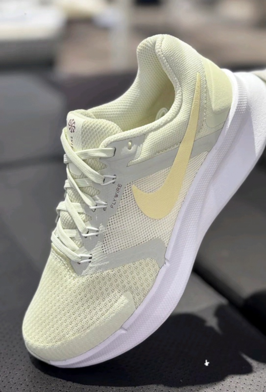 Authentic Nike Women's Sports Jogging Shoes, Lightweight Low-Top Cushioning Running Shoes Dr2698-013 Authentic Nike Women's Sports Jogging Shoes, Lightweight Low-Top Cushioning Running Shoes Dr2698-013