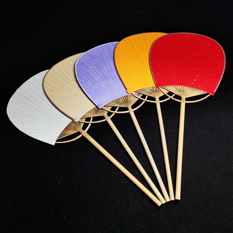 Long-handled oval rice paper fan sprinkled with gold red palace fan Japanese-style Chinese antique blank painting calligraphy fan