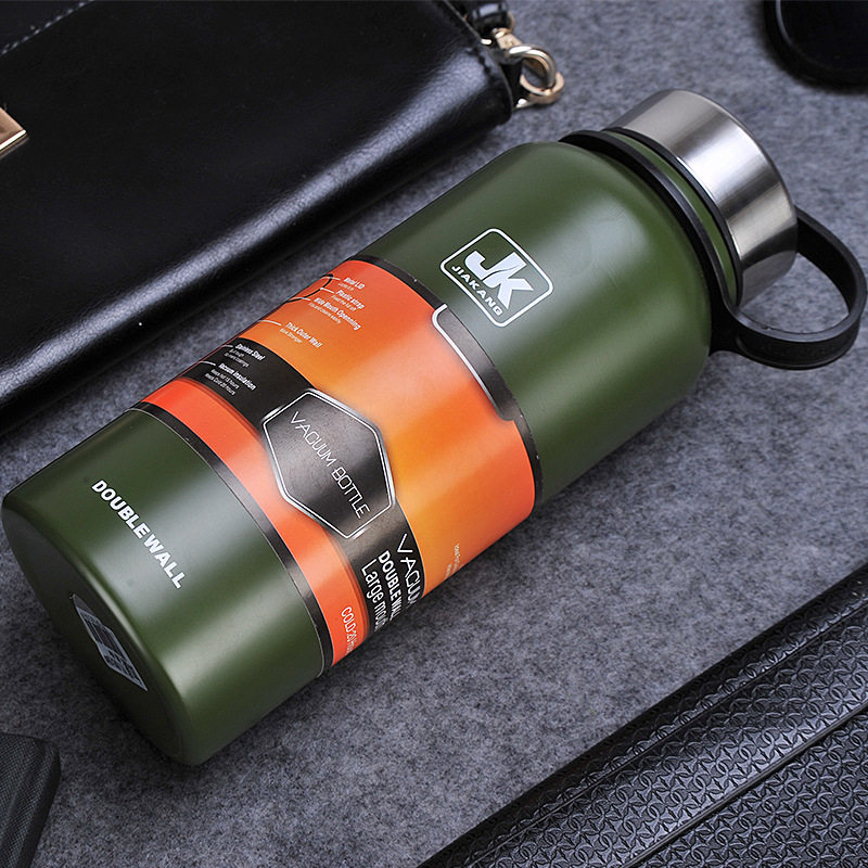 Outdoor Russian stainless steel double-layer thermal insulation kettle large-capacity water bottle water bottle convenient travel