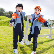 School uniforms for elementary school students three sets of autumn and winter style childrens college wind class clothes kindergarten garden clothes winter suits