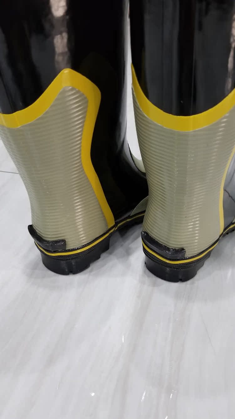 Giày cao su nam chống thấm nước cao su giày cao su - Rainshoes ủng bảo vệ giày