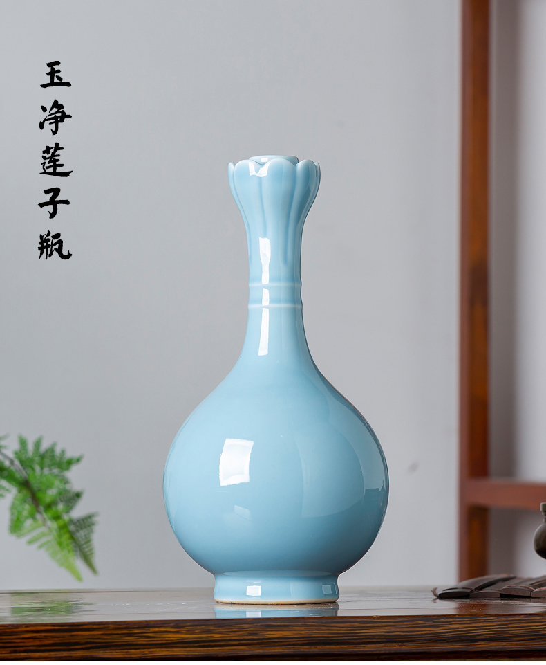 Jingdezhen ceramics azure glaze carving vase archaize sitting room ark adornment to restore ancient ways of Chinese style household furnishing articles