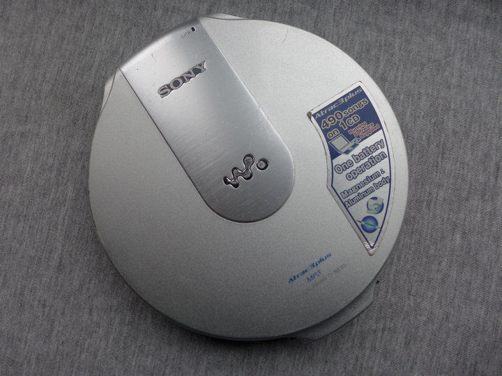 CD/VCD/MP3 walkman- Mp4- Ipod classic- Ipod nano- Ghi âm- Radio...