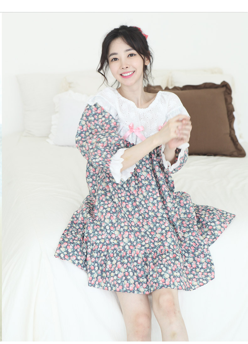 Áo dài phiên bản Hàn Quốc của váy ngủ nữ mùa hè đưa đón bằng vải cotton bảy điểm tay áo cô gái dễ thương váy ren dịch vụ nhà tươi váy đầm mùa đông