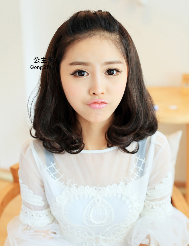 Perruque cheveux courts - Ref 2613236 Image 7