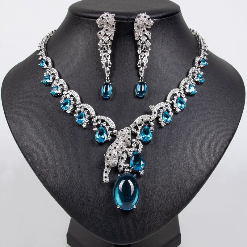 European and American Fashion Exaggerated Leopard Shiny Water Drop Zircon Necklace and Earrings Set Bridal Dress Banquet Two-Piece Set European and American Fashion Exaggerated Leopard Shiny Water Drop Zircon Necklace and Earrings Set Bridal Dress Banquet Two-Piece Set