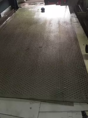 304 stainless steel punching plate mesh punching plate perforated mesh plate round hole plate 1 0 thick*8 mm hole 1*2 meters