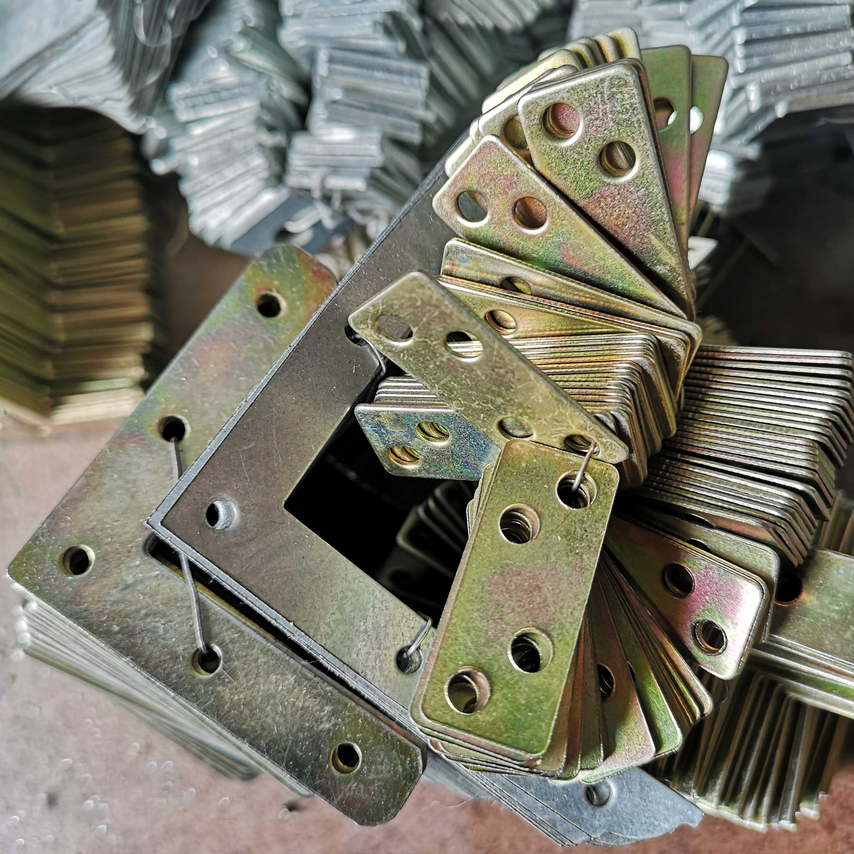 Galvanized Color Zinc Small Horn Code Large Horn Right Angle 90 Degrees Corner Fixed Connection Accessories Stainless Steel