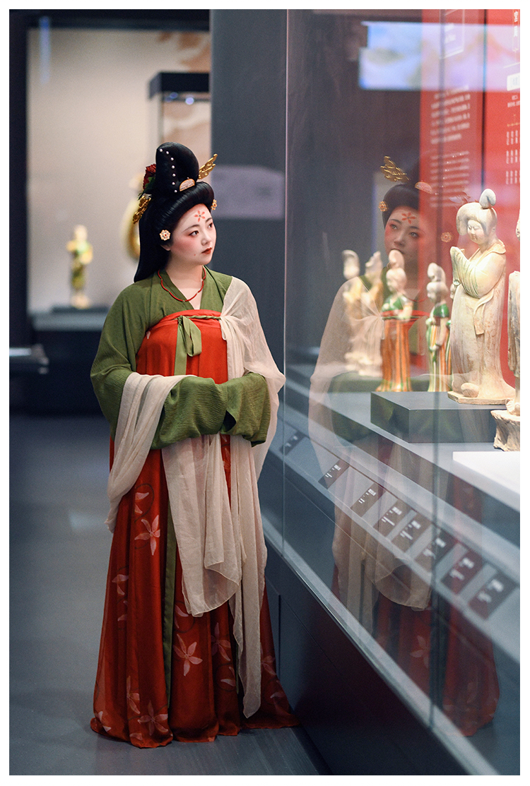 Китайцы одежда наборы 【佳期阁】【唐俑二号】唐代陶俑服饰复原系列齐胸衫裙春夏