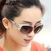 2025 New Simple Style Women's Anti-Uv Sunglasses Trendy Polarized Driving Sunglasses for Women Fashionable Driving Sunglasses