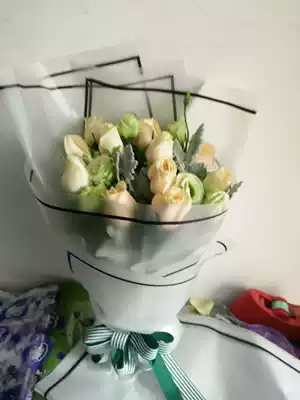 11 bouquets of champagne roses Shanghai city flowers express Putuo Jing'an Zhabei Huangpu city flowers