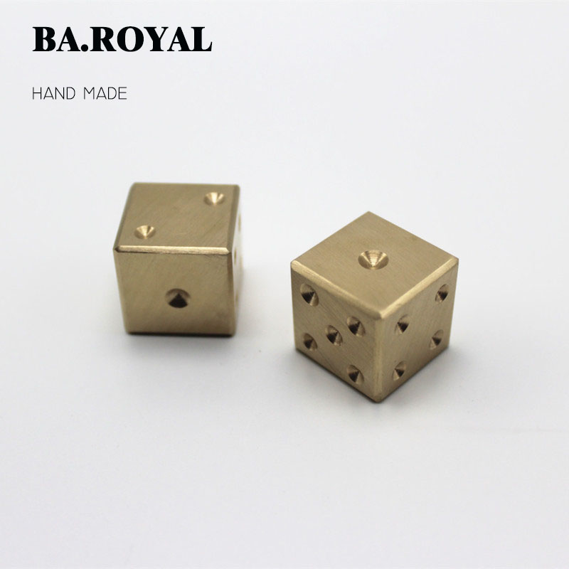 Handmade brass dice metal dice large town mahjong stock dice