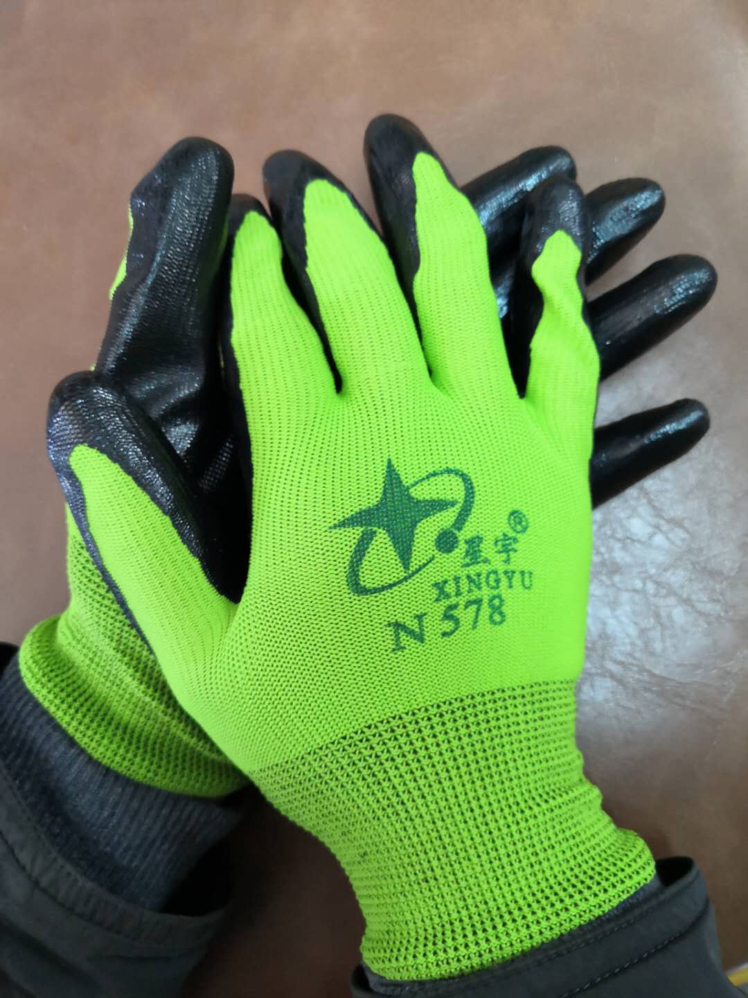 Ding Qing gloves Xingyu 578 oil anti - skid workers construction site auto repair anti - cutting protection wear gloves