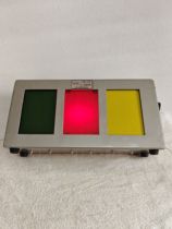 Early Shanghai Fengxian Photographic Equipment Factory Diamond SD-1 three-color darkroom lamp nostalgic old-fashioned second-hand items