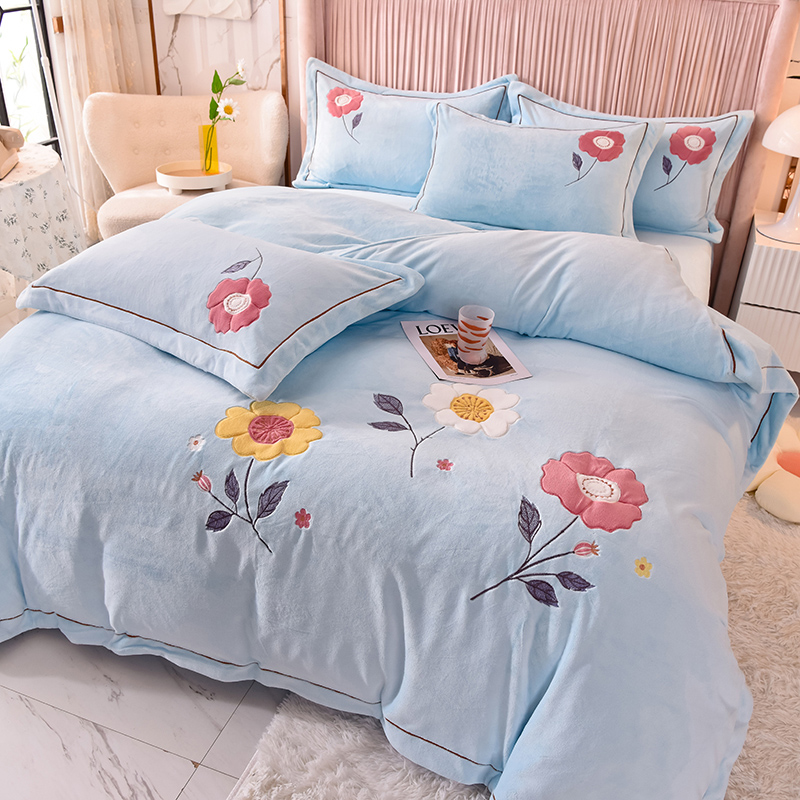 Upscale Milk Suede Embroidery Four Pieces Small Fresh Coral Suede Bed Linen Thickened Baby Suede Flannel Suede Bedding