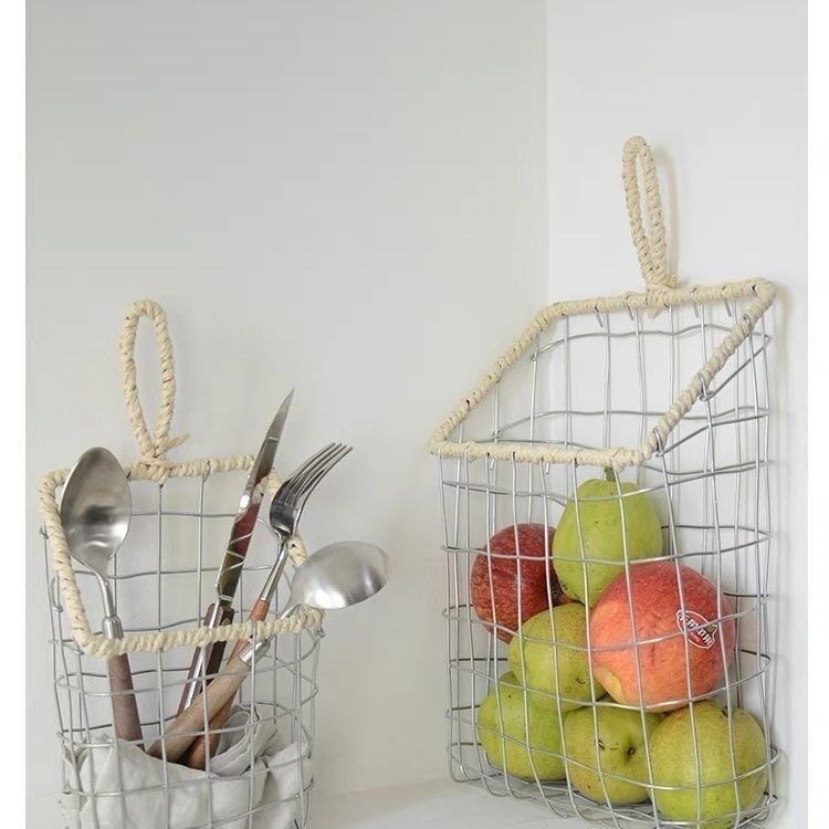 北欧風と日本風のワイヤー編みスナックパンフルーツ雑貨収納シンプルハンギングバスケット鉄製壁掛け棚