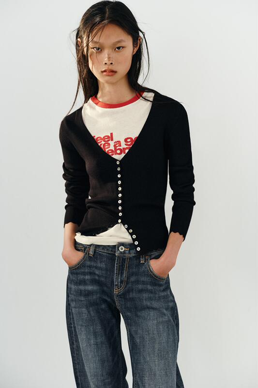 August Zara Domestic Genuine Product Purchasing Agent 0244101 Women's V-Neck Ribbed Knit Jacket 0244/101 August Zara Domestic Genuine Product Purchasing Agent 0244101 Women's V-Neck Ribbed Knit Jacket 0244/101