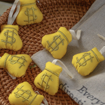 Creative fabric keychain pendant decorative bag pendant to attract wealth and treasure New Years meaning small gifts for best friends and best friends